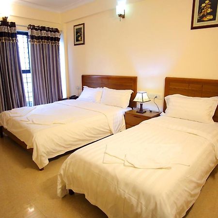 The Lounge Business Hotel Μπανγκαλόρ Εξωτερικό φωτογραφία